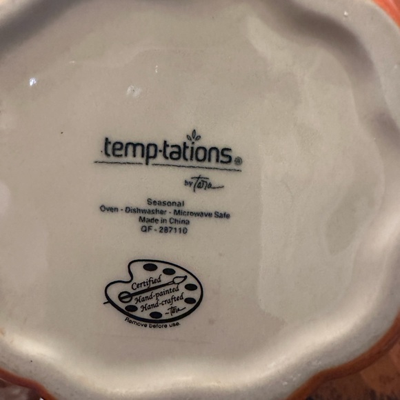 Temptations - Picture 4 of 8